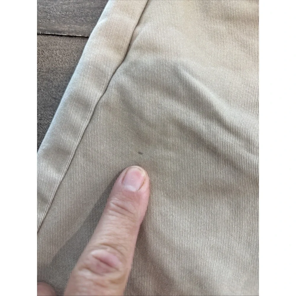 MEN'S SIZE 31 EDDIE BAUER